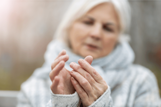 options for treating arthritis - image of woman with arthritis pain